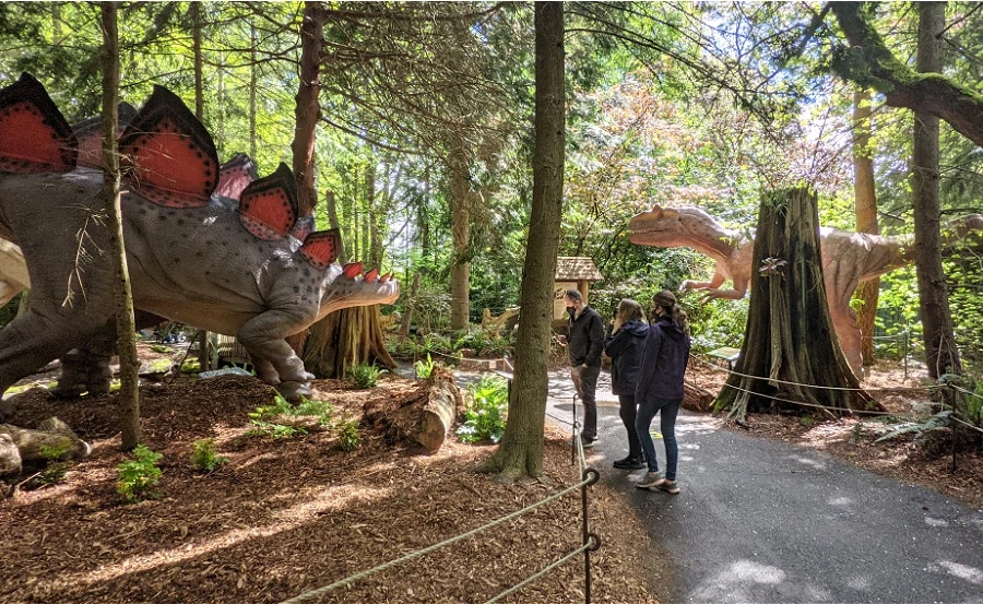 Dinosaurs at Woodland Park zoo