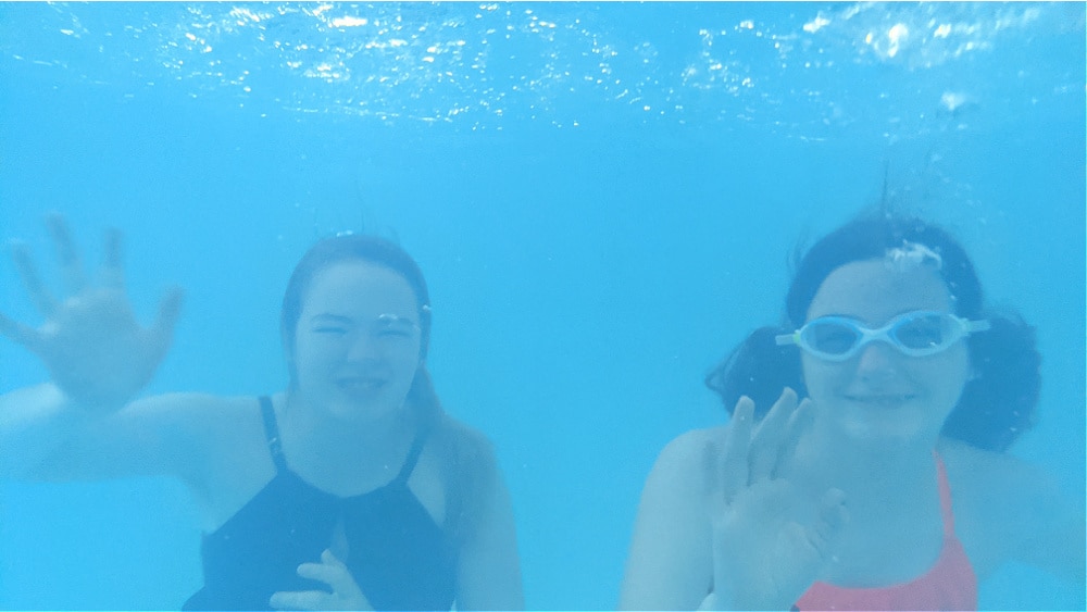 Underwater Photos in the Pool with Calicase