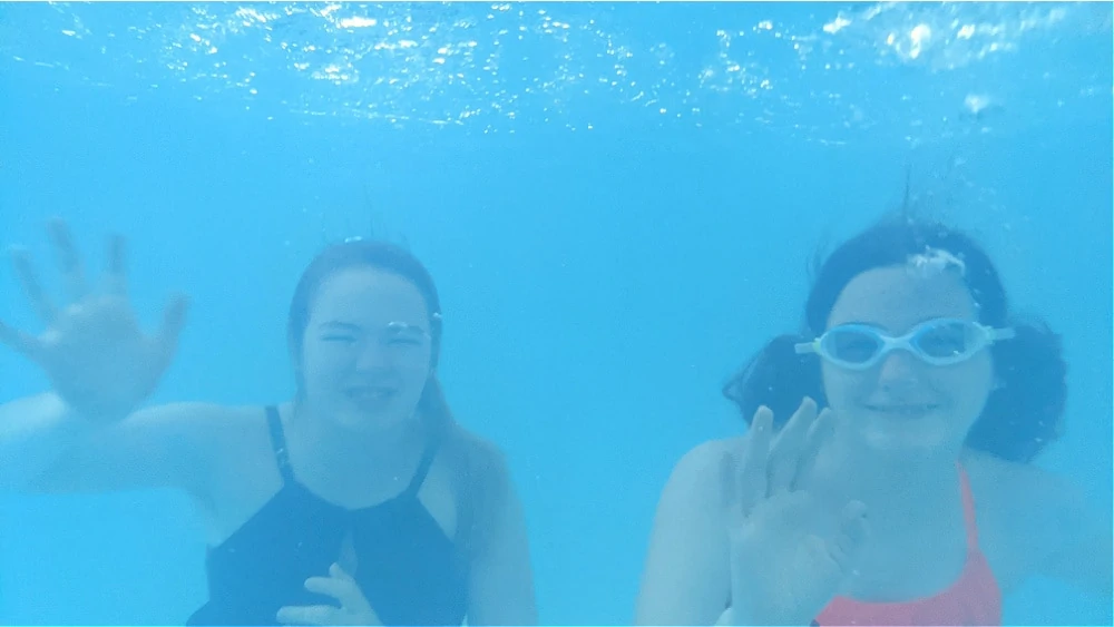 Underwater Photos in the Pool with Calicase