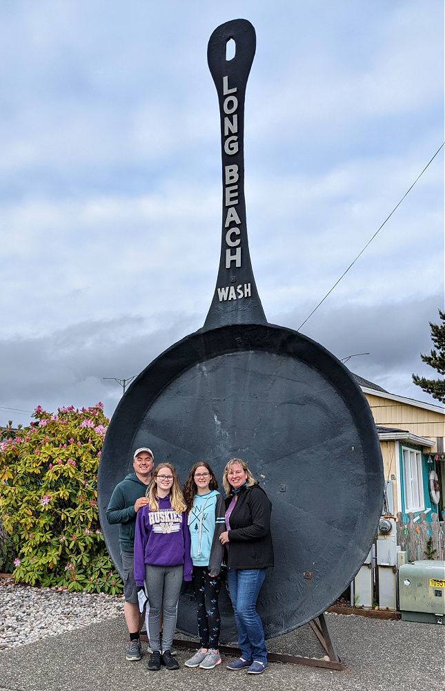 Frying Pan Photo Opp in Long Beach WA