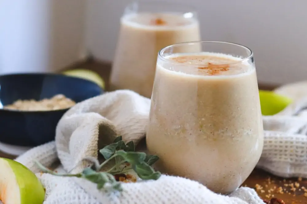 freezer friendly Apple Pie Smoothies 