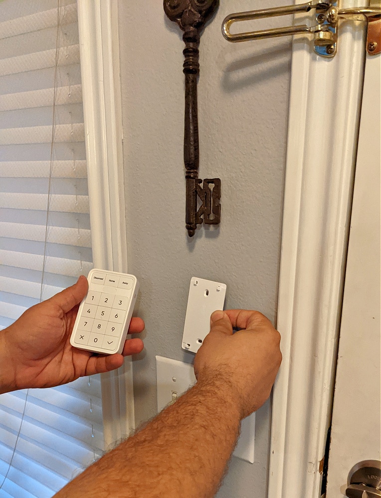 installing the wyze security panel