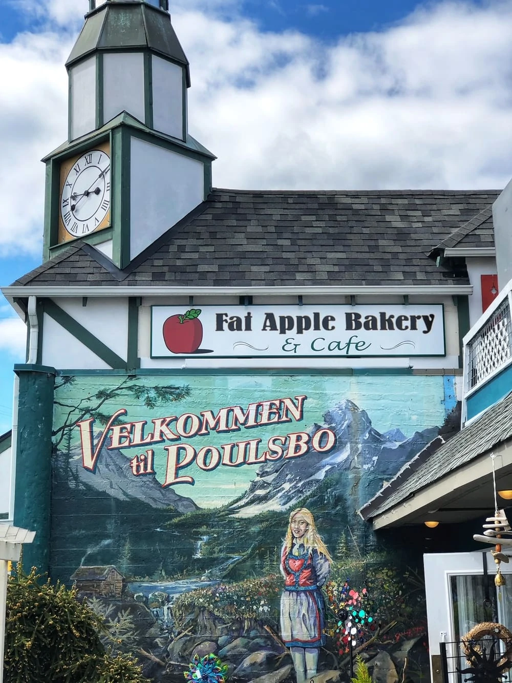 small towns in washington Poulsbo