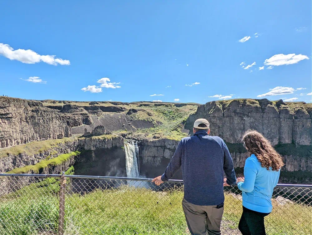 Viewing Palouse Falls