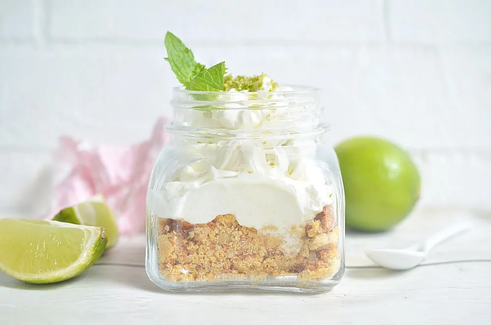 Adding cream cheese mixture to key lime pie