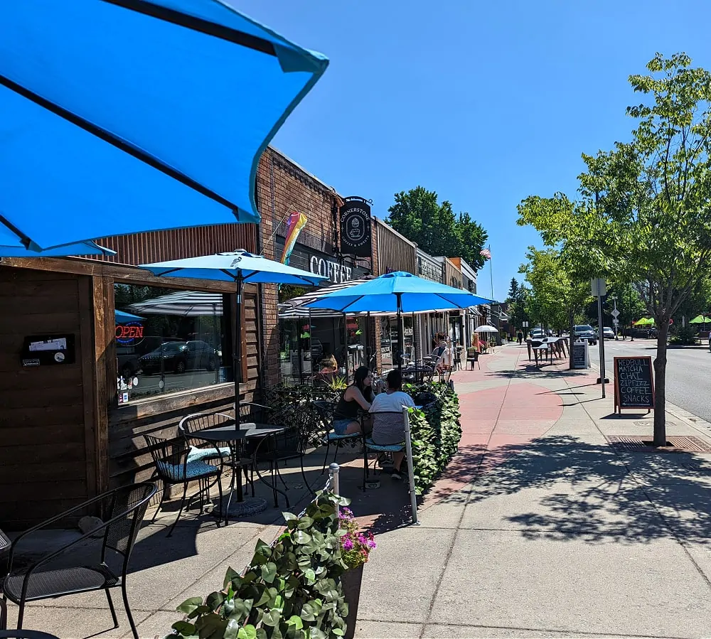 Midtown Bluebird Outdoor Seating in Couer d'Alene