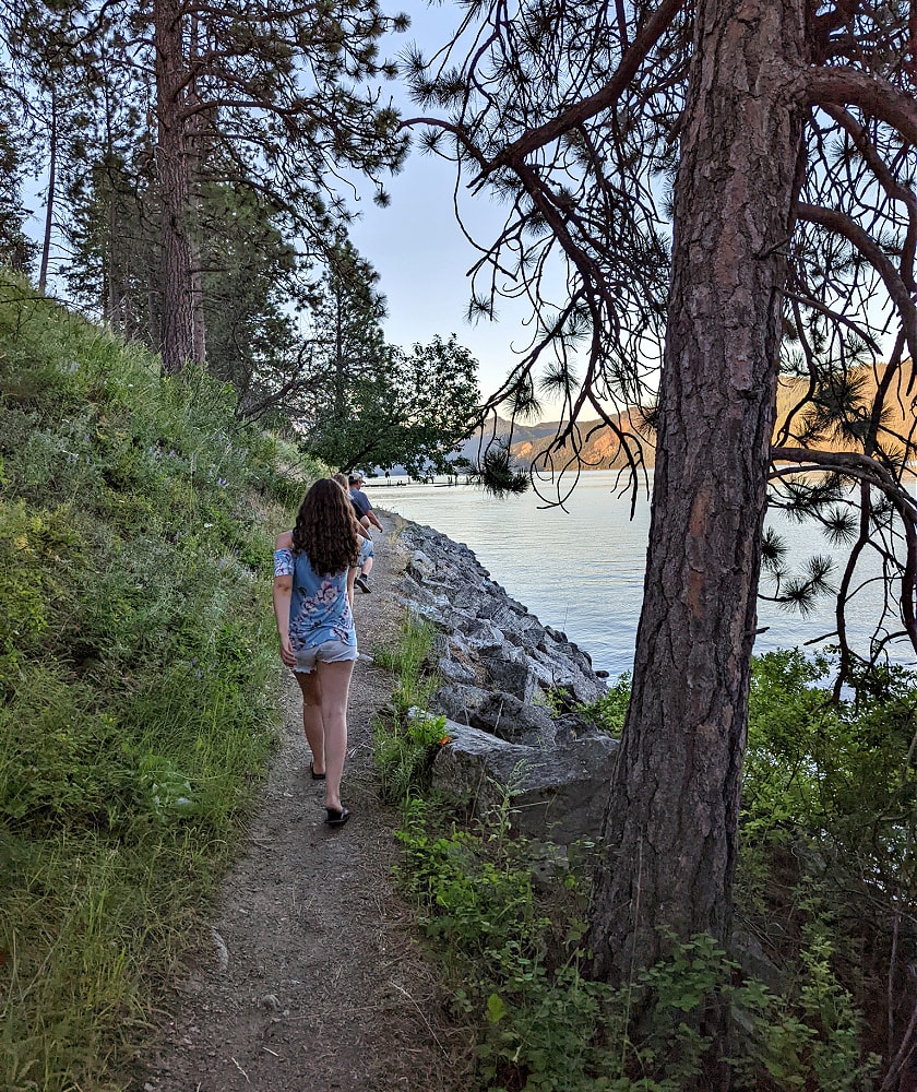 Farragut State Park along the Lake