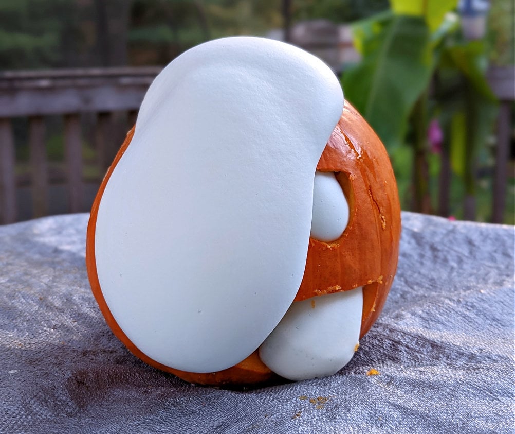 Foaming pumpkin with elephant toothpaste