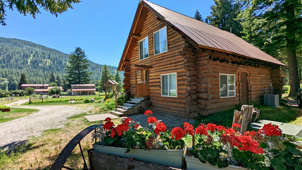 Cedar Mountain bed & breakfast