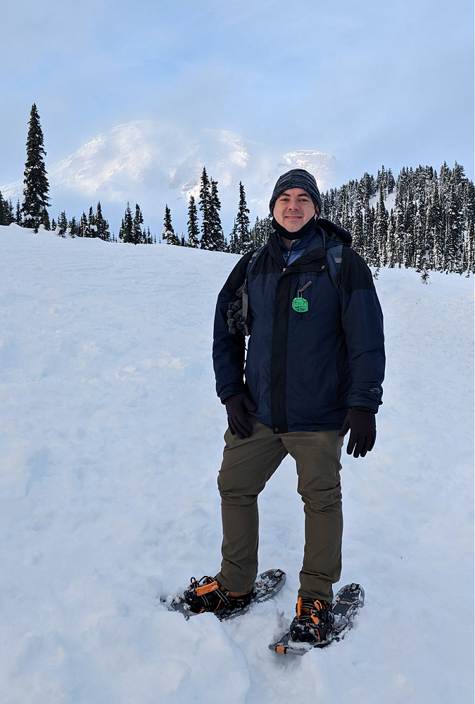 Snowshoe hike at Mount rainier