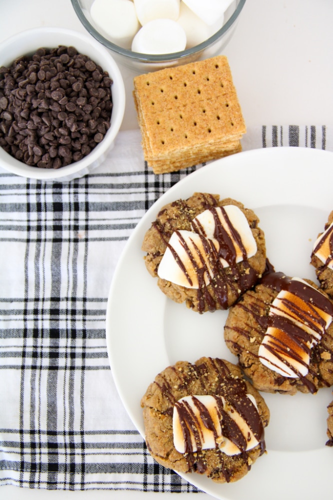 Smore Crumbl Cookie with Ingredients